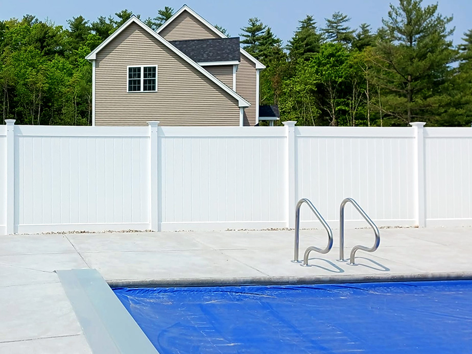 Vinyl pool fencing in Middleborough Massachusetts