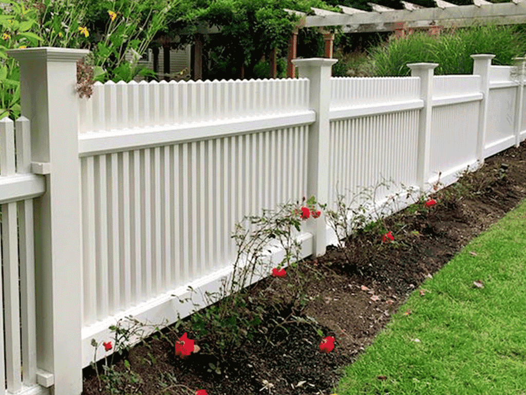 Vinyl Fences installed by Down Home Fence in Middleborough MA