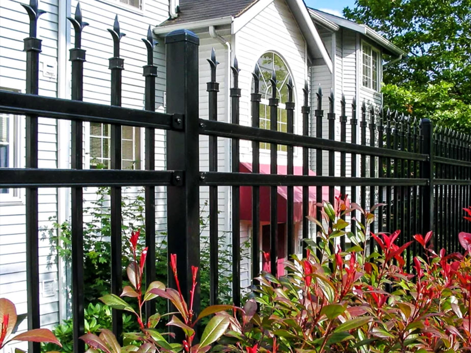 Fence company in Middleborough MA